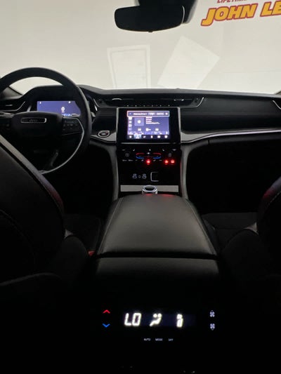 2022 Jeep Grand Cherokee L Altitude