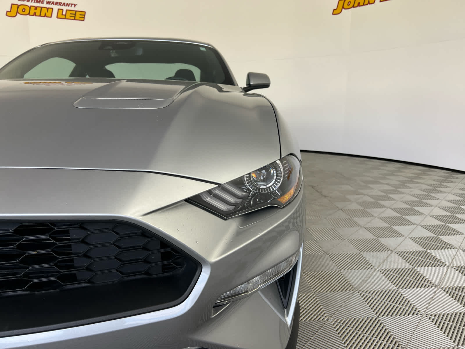 2021 Ford Mustang EcoBoost