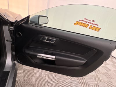 2021 Ford Mustang EcoBoost