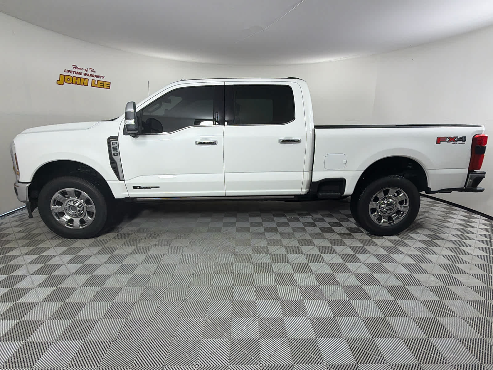 2024 Ford Super Duty F-250 Pickup LARIAT