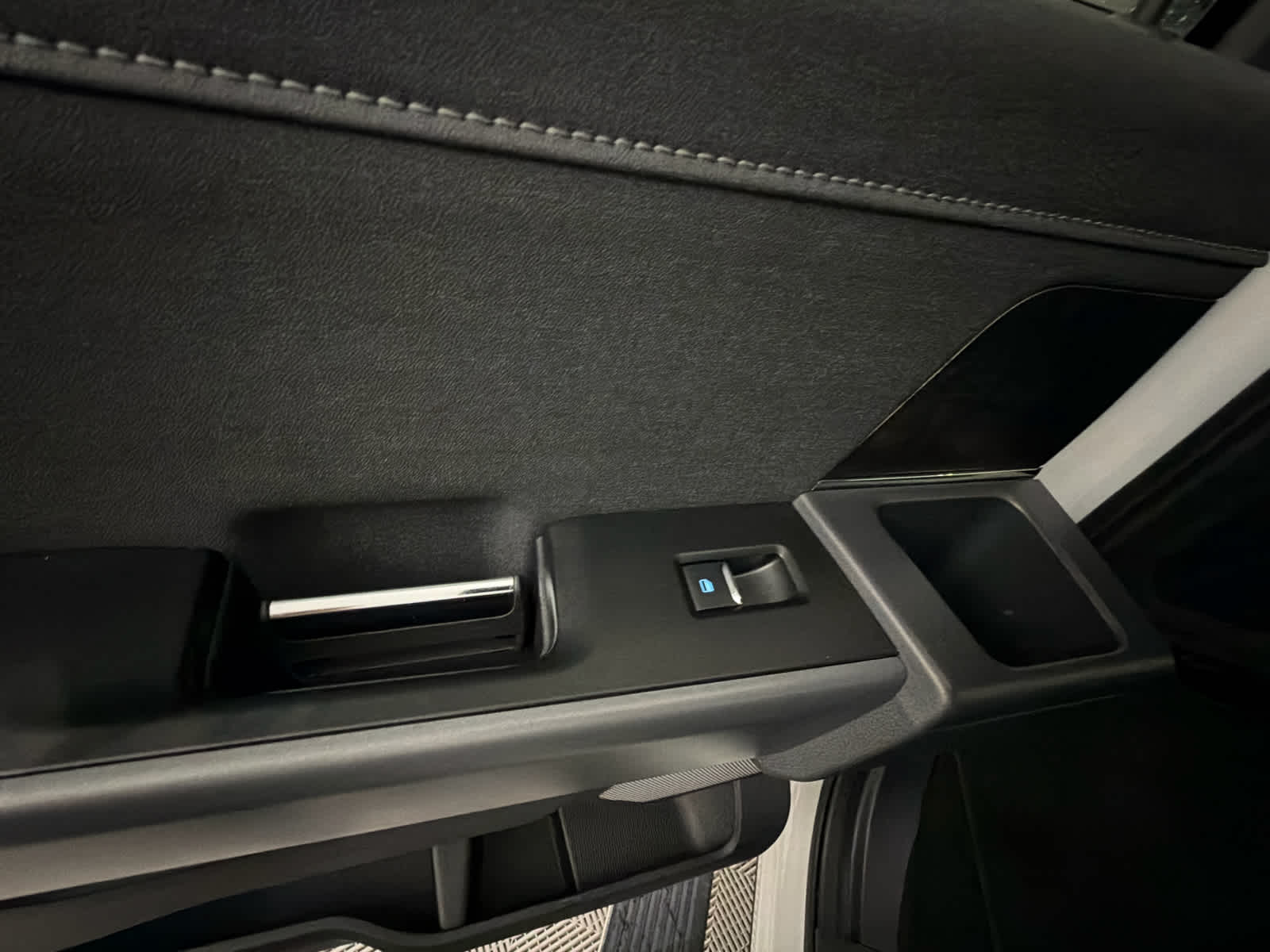 2024 Ford Super Duty F-250 Pickup LARIAT
