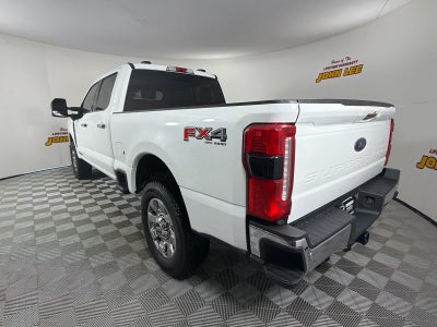 2024 Ford Super Duty F-250 Pickup LARIAT