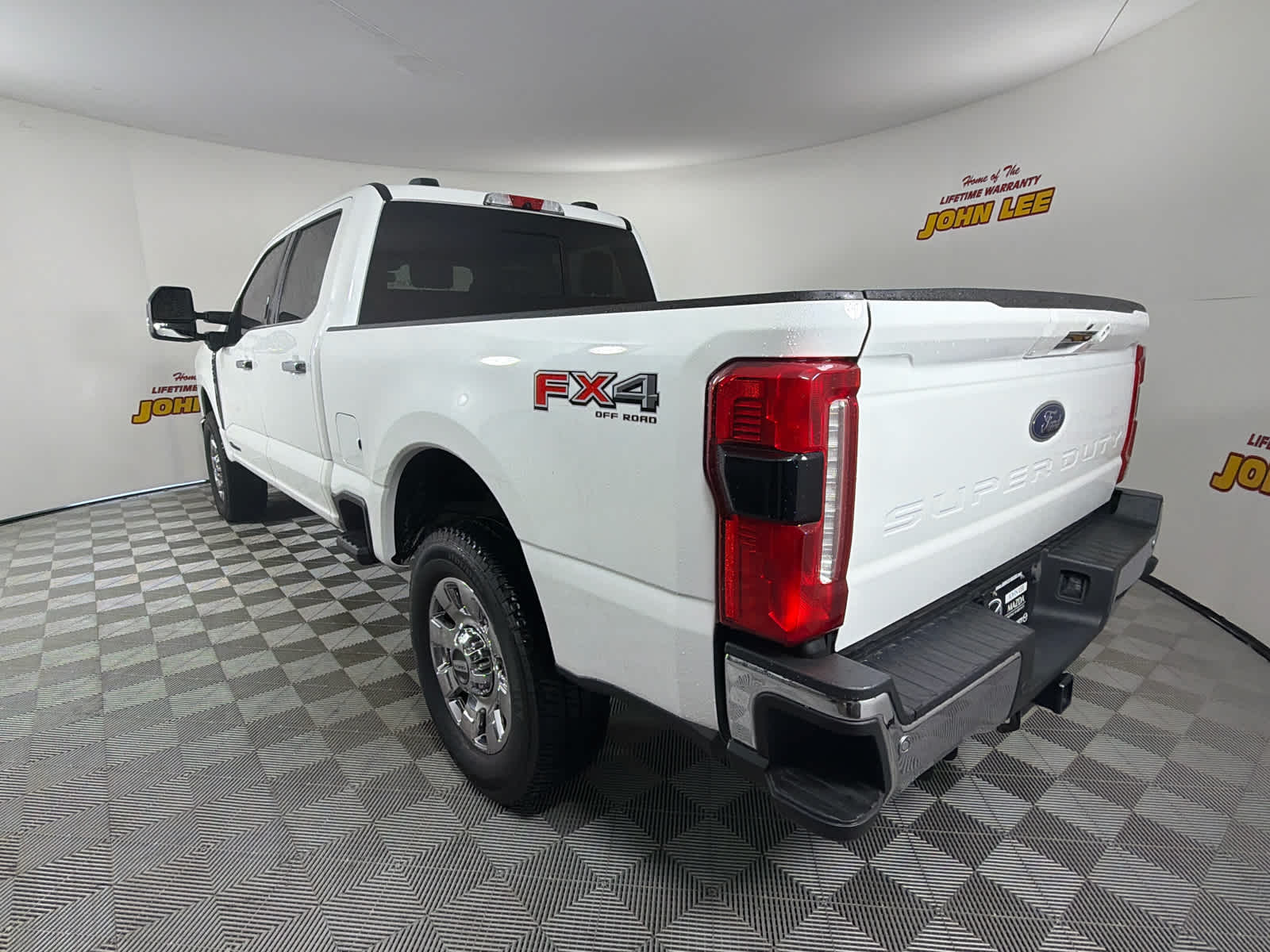 2024 Ford Super Duty F-250 Pickup LARIAT