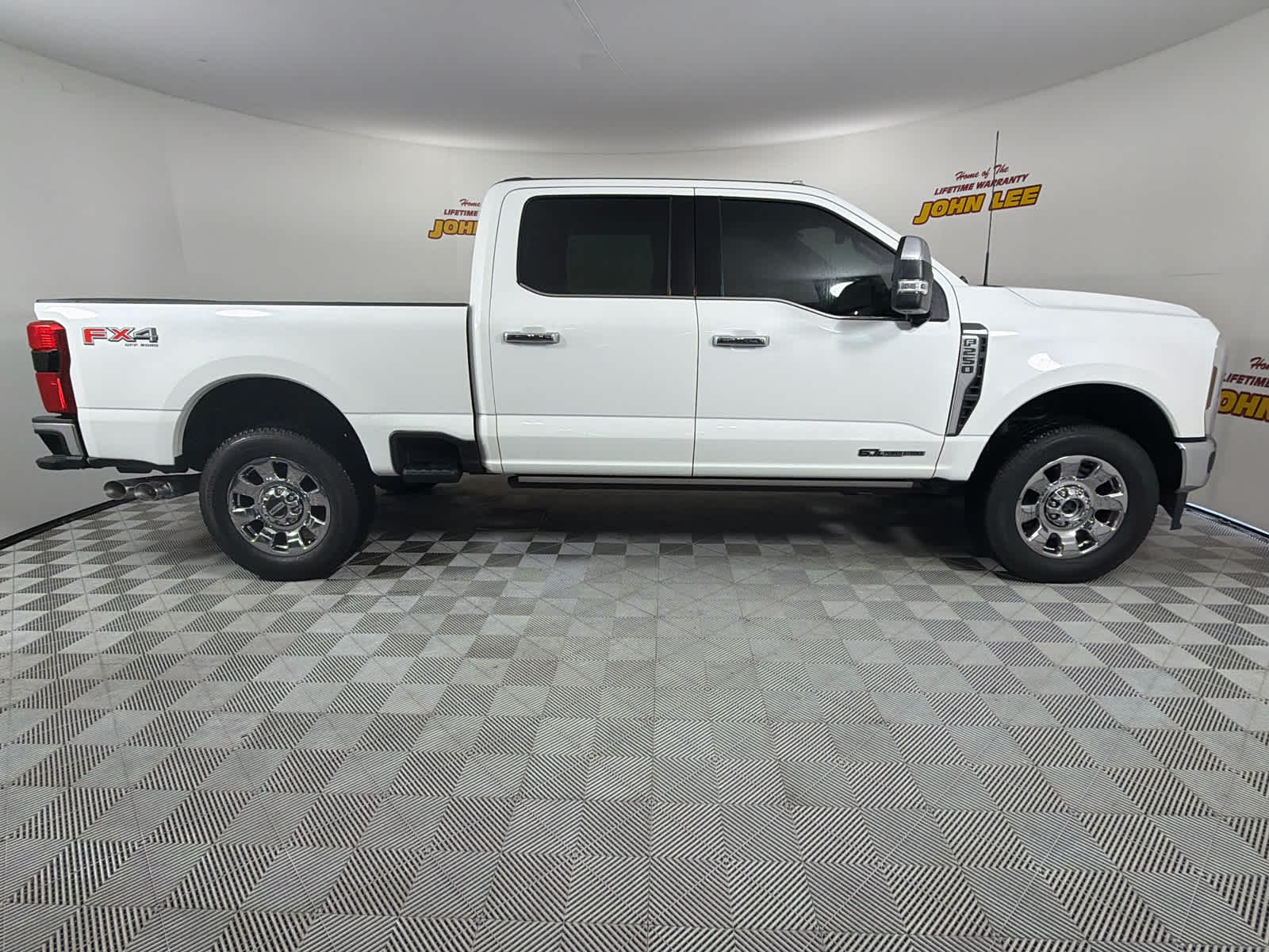 2024 Ford Super Duty F-250 Pickup LARIAT