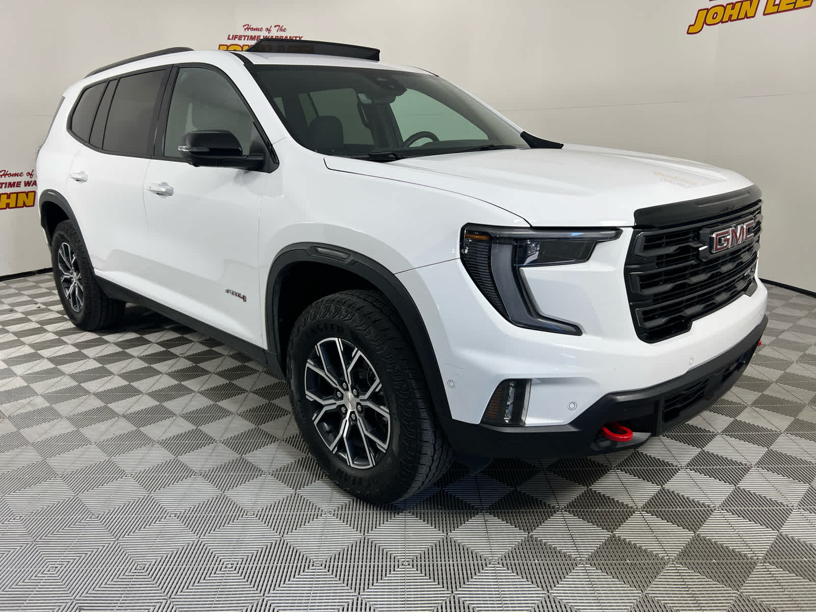 2024 GMC Acadia AWD AT4