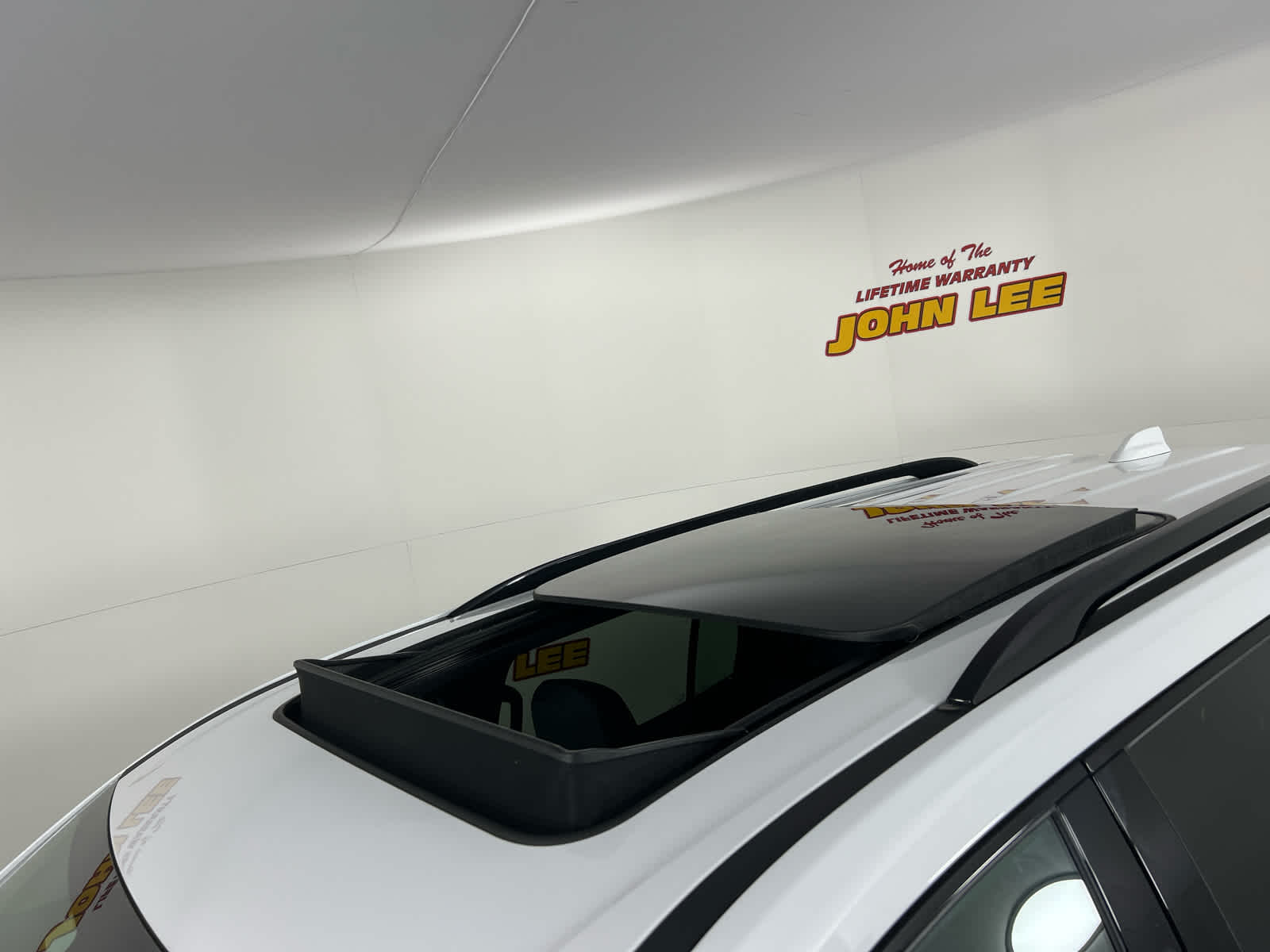 2024 GMC Acadia AWD AT4