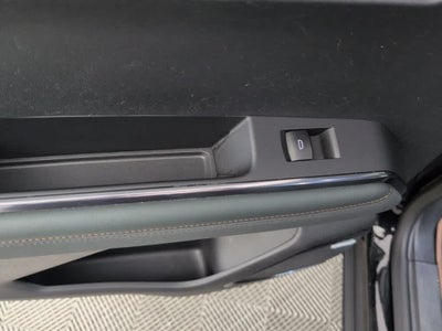 2025 GMC Acadia AWD AT4