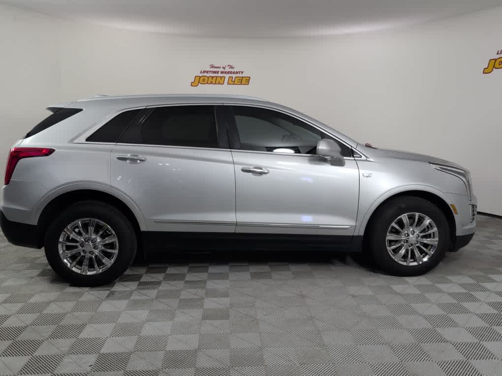 2017 Cadillac XT5 Luxury FWD