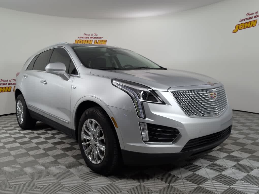 2017 Cadillac XT5 Luxury FWD