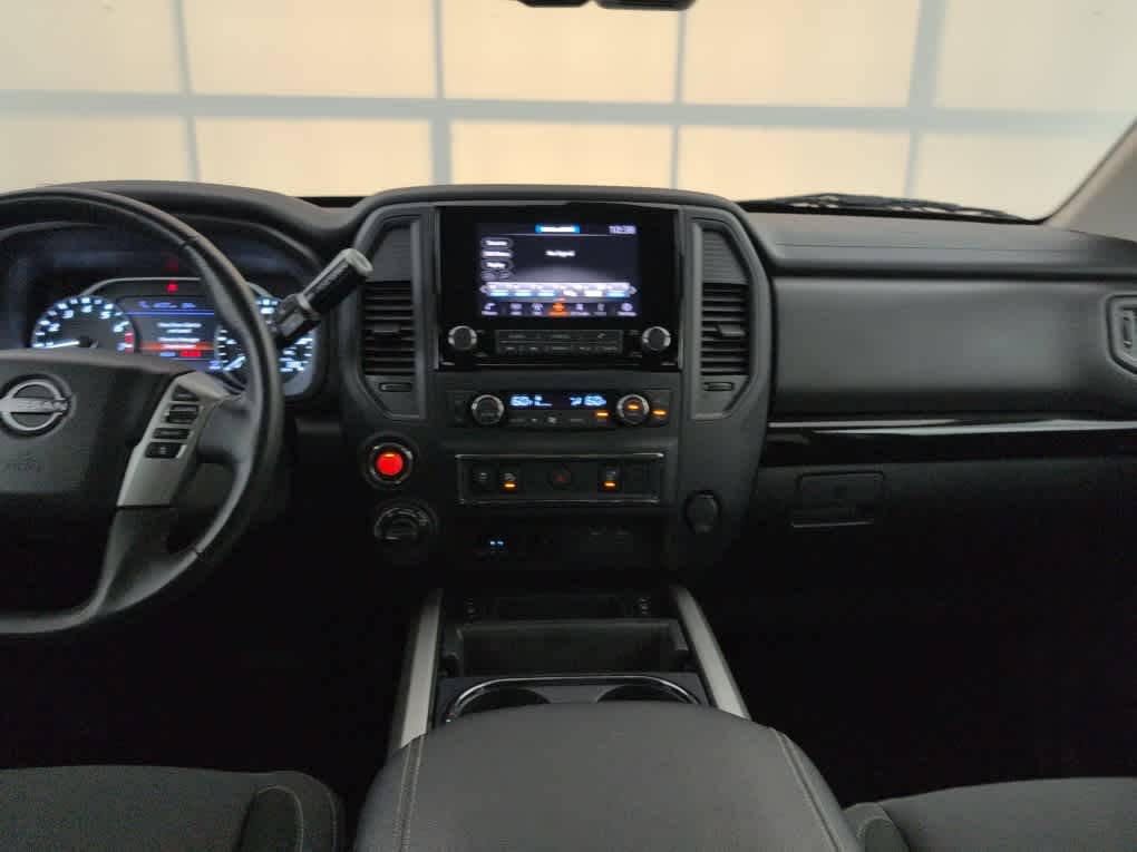 2024 Nissan Titan XD SV