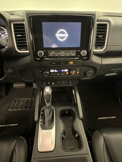 2024 Nissan Frontier SL