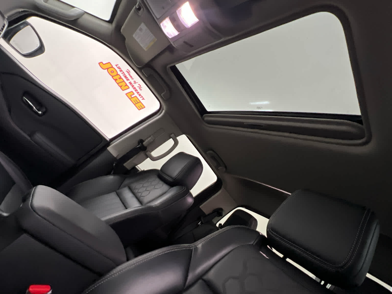2024 Nissan Frontier SL