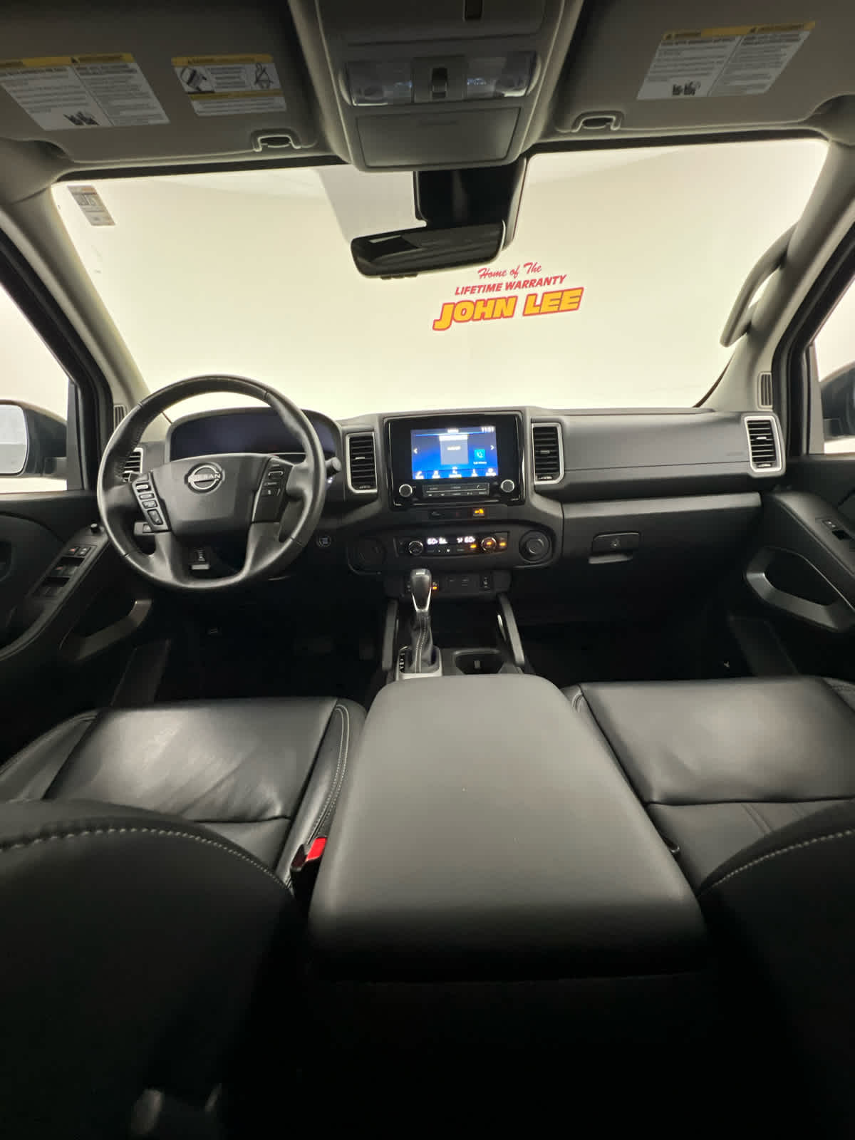 2024 Nissan Frontier SL