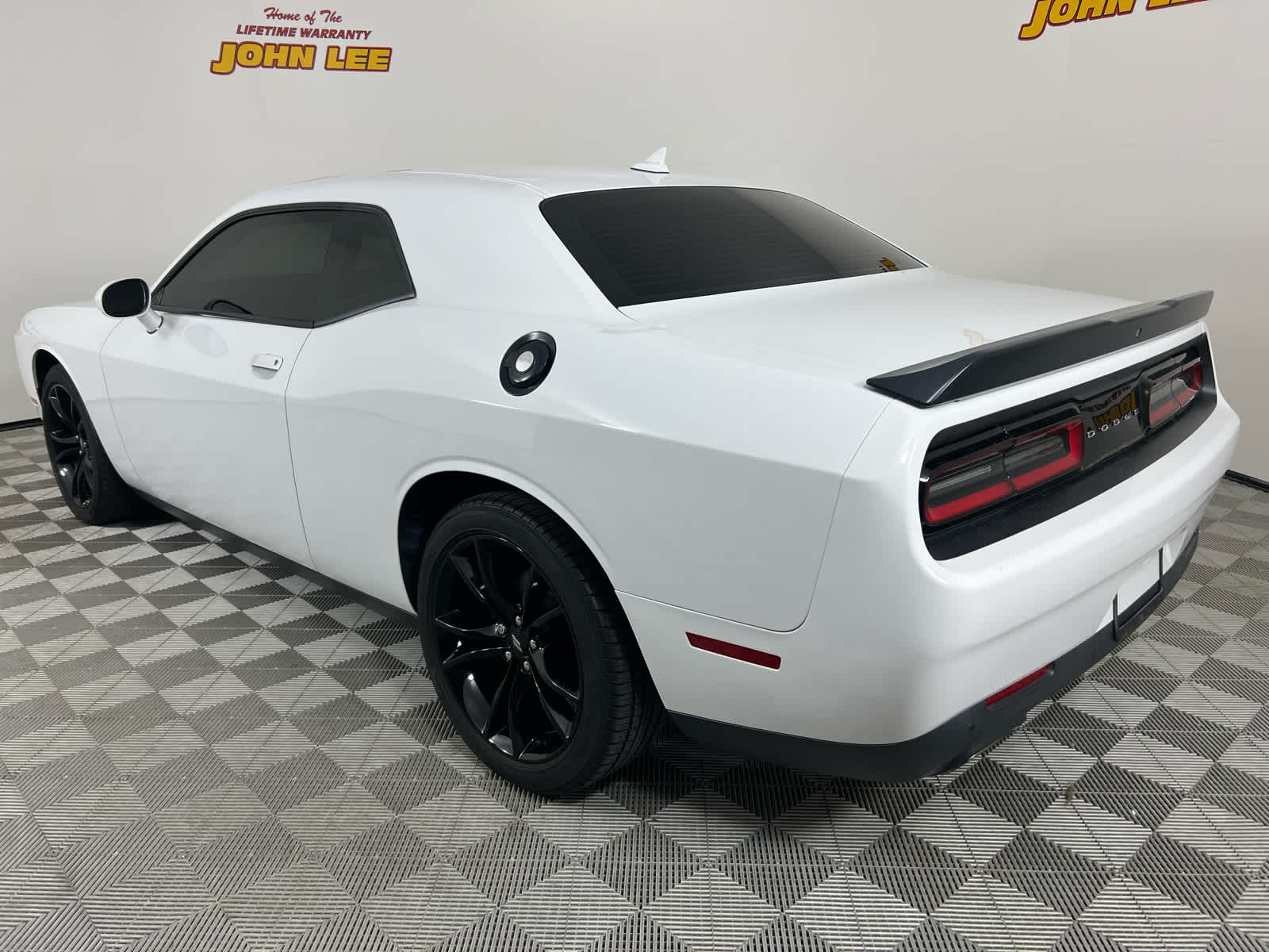 2018 Dodge Challenger SXT