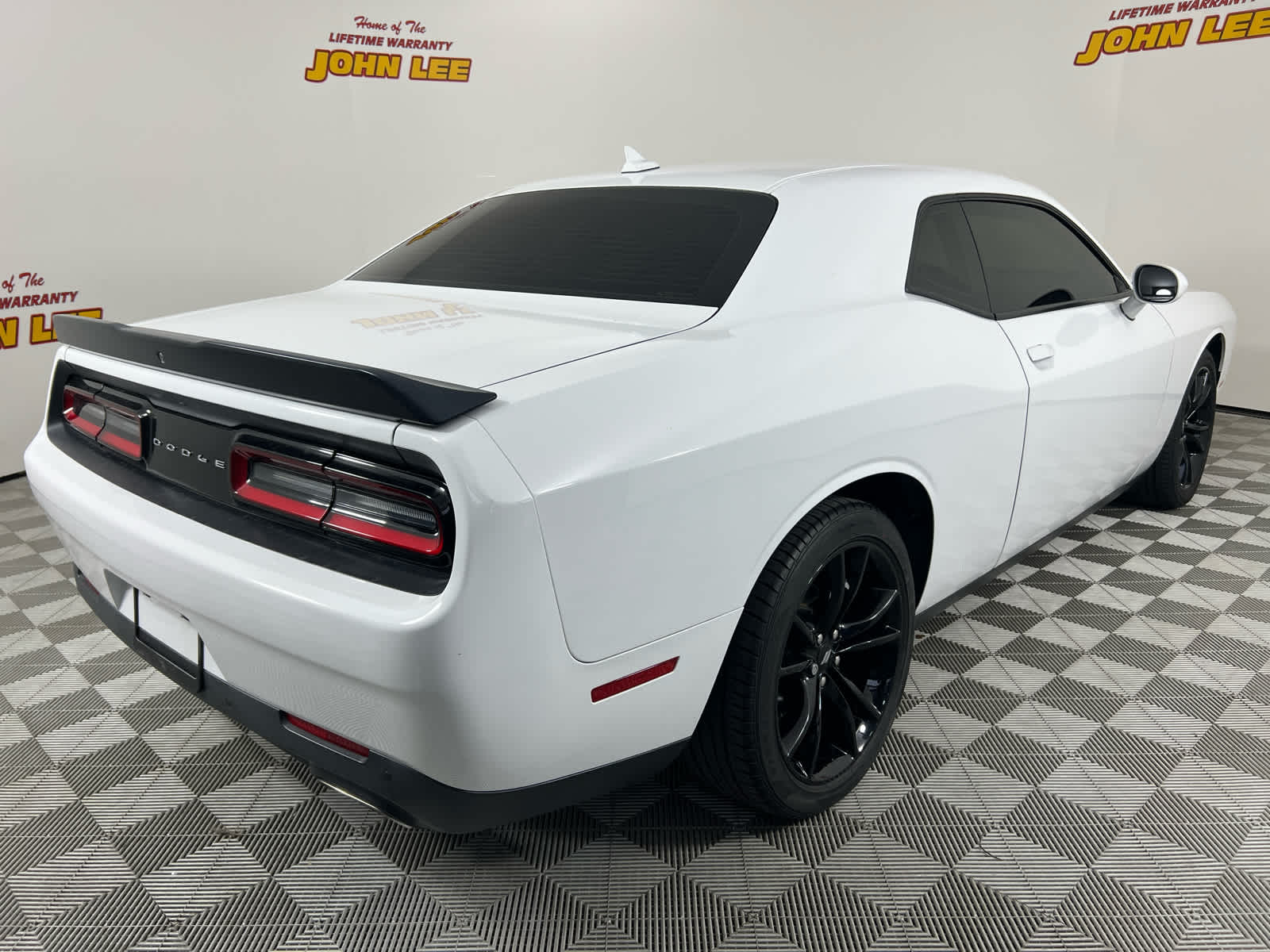 2018 Dodge Challenger SXT