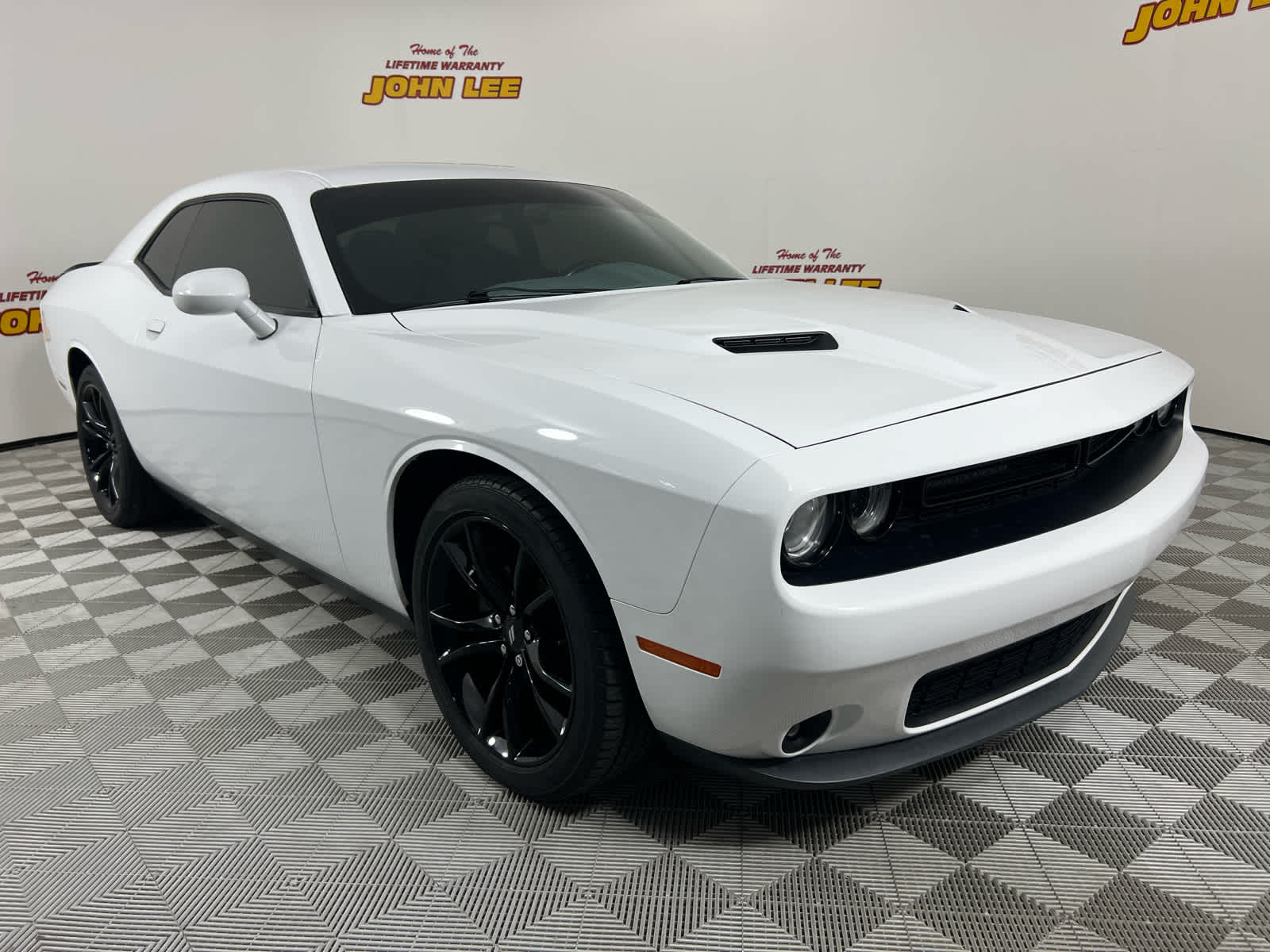 2018 Dodge Challenger SXT