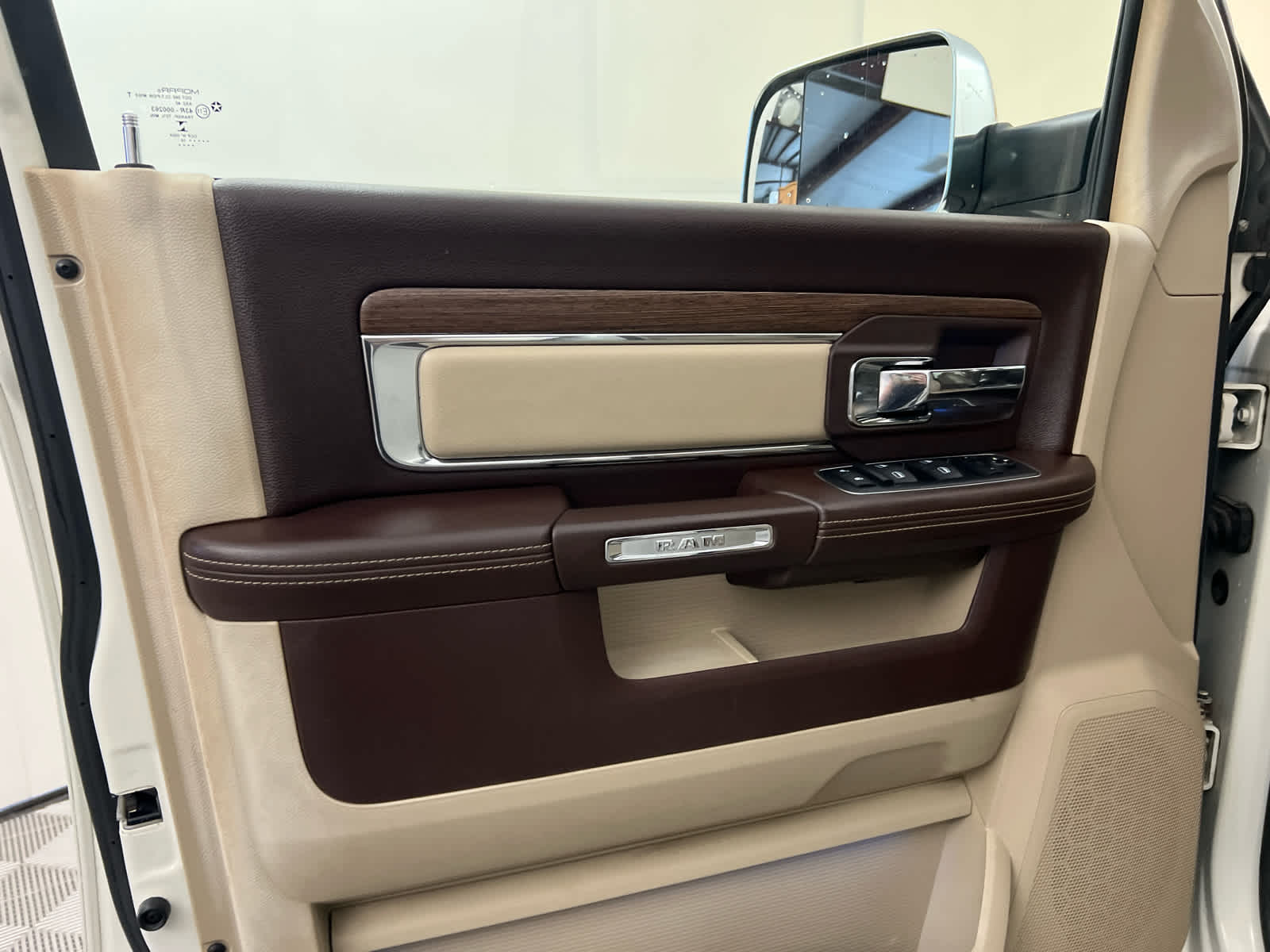 2016 RAM 2500 Laramie