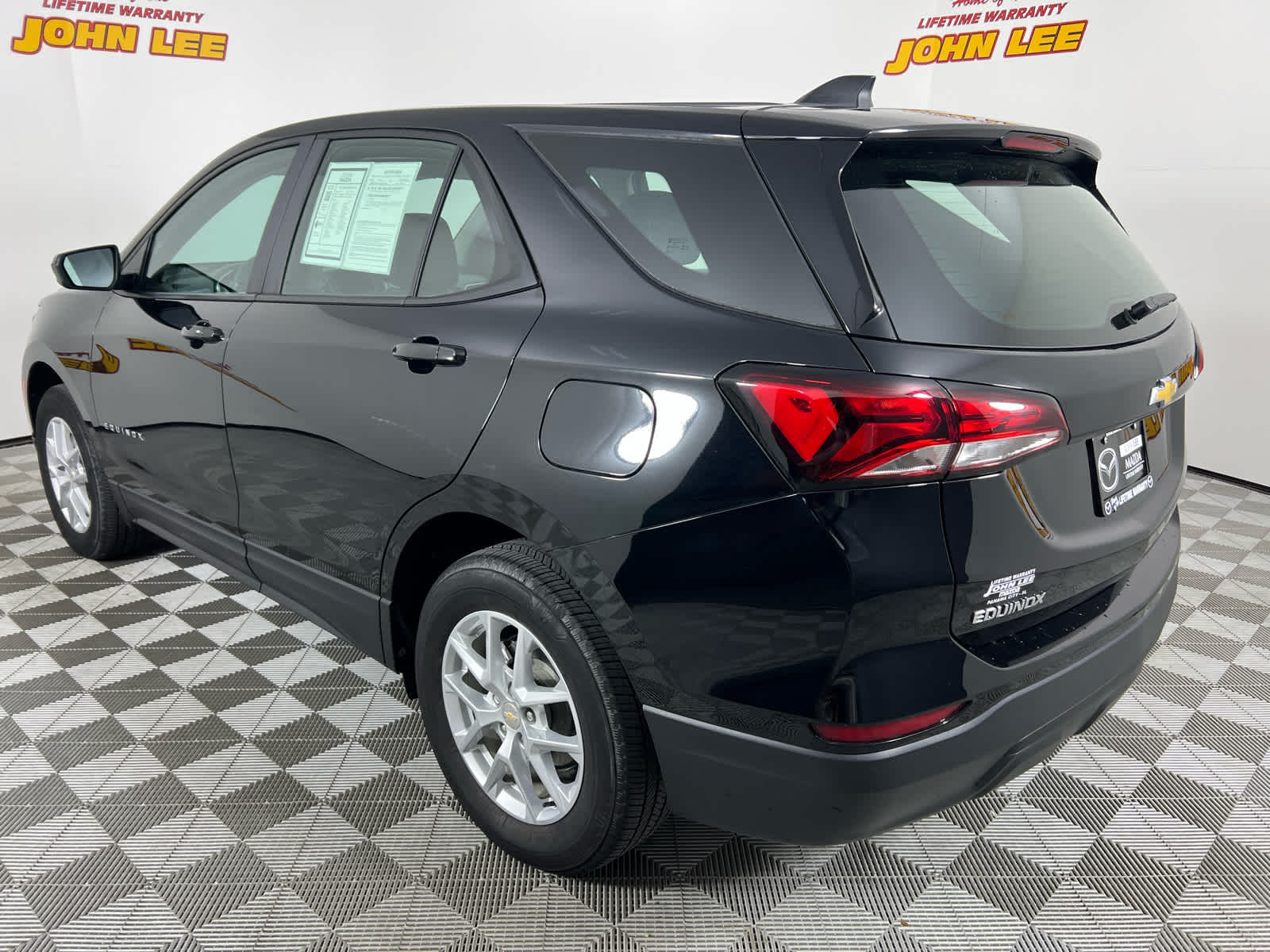 2023 Chevrolet Equinox LS