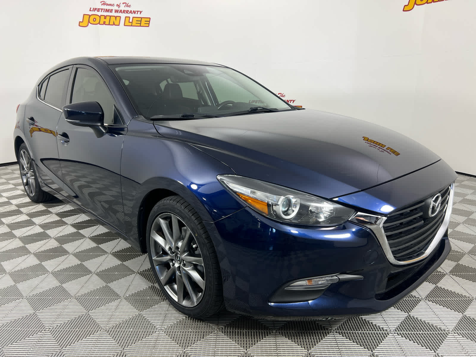 2018 Mazda Mazda3 5-Door Touring