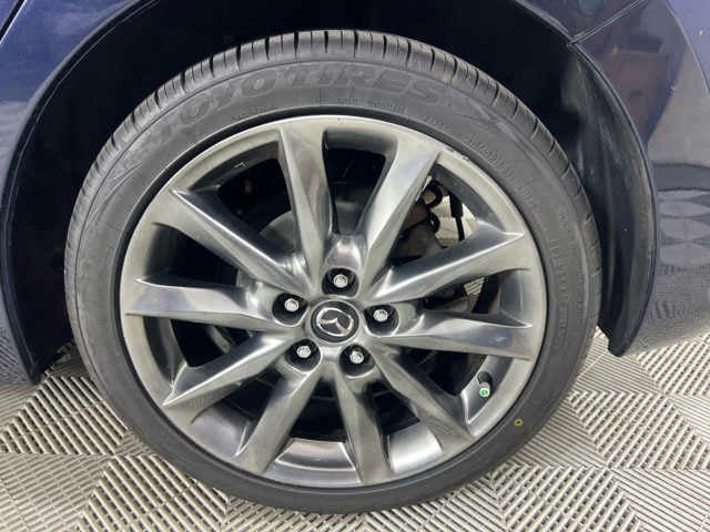 2018 Mazda Mazda3 5-Door Touring