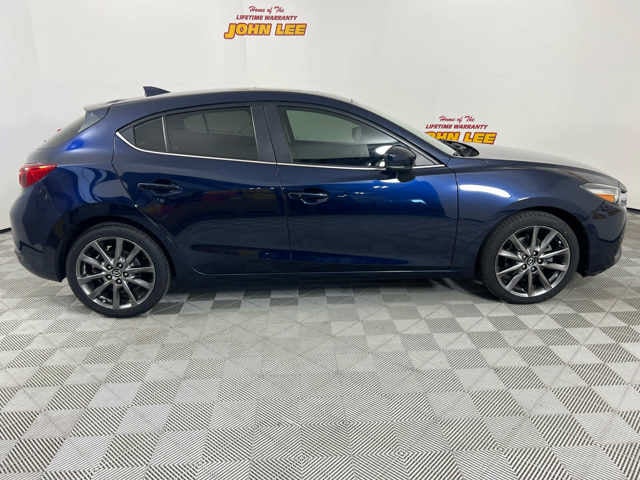 2018 Mazda Mazda3 5-Door Touring