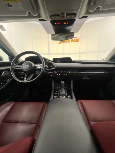 2022 Mazda Mazda3 Sedan Carbon Edition