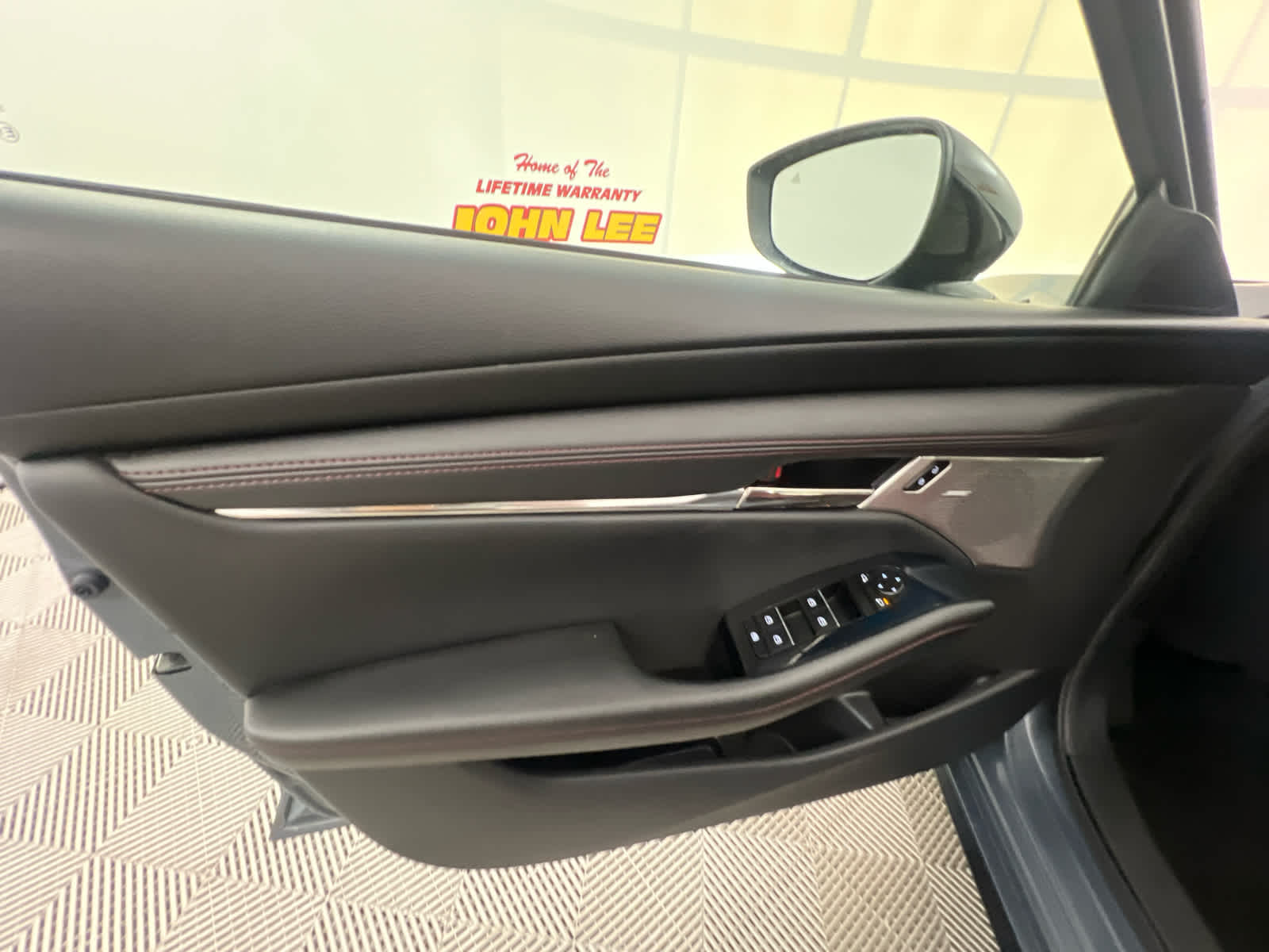 2022 Mazda Mazda3 Sedan Carbon Edition