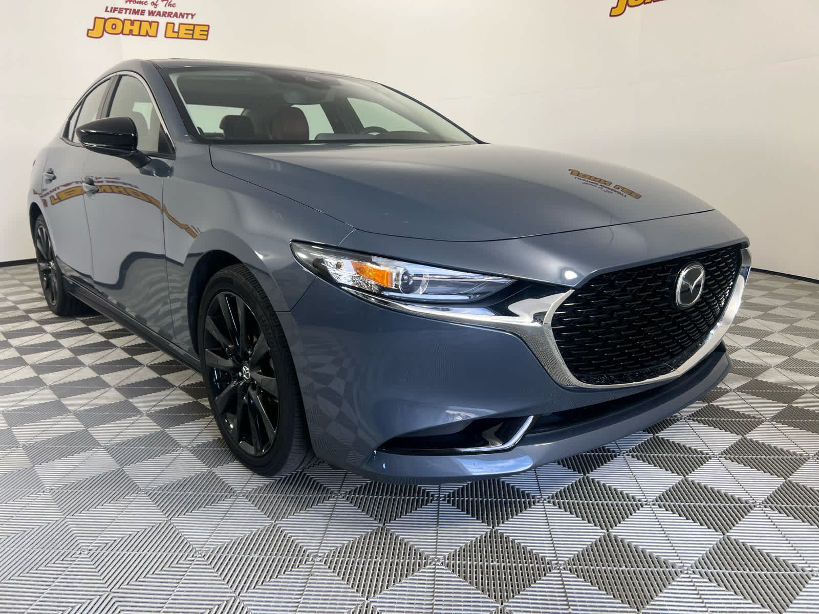 2022 Mazda Mazda3 Sedan Carbon Edition