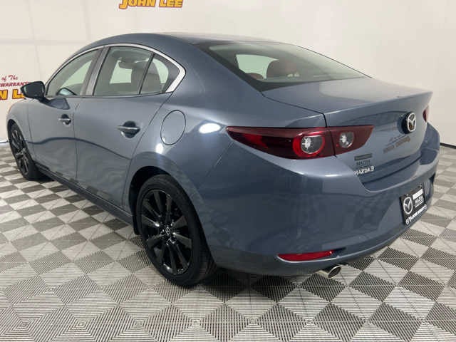 2022 Mazda Mazda3 Sedan Carbon Edition