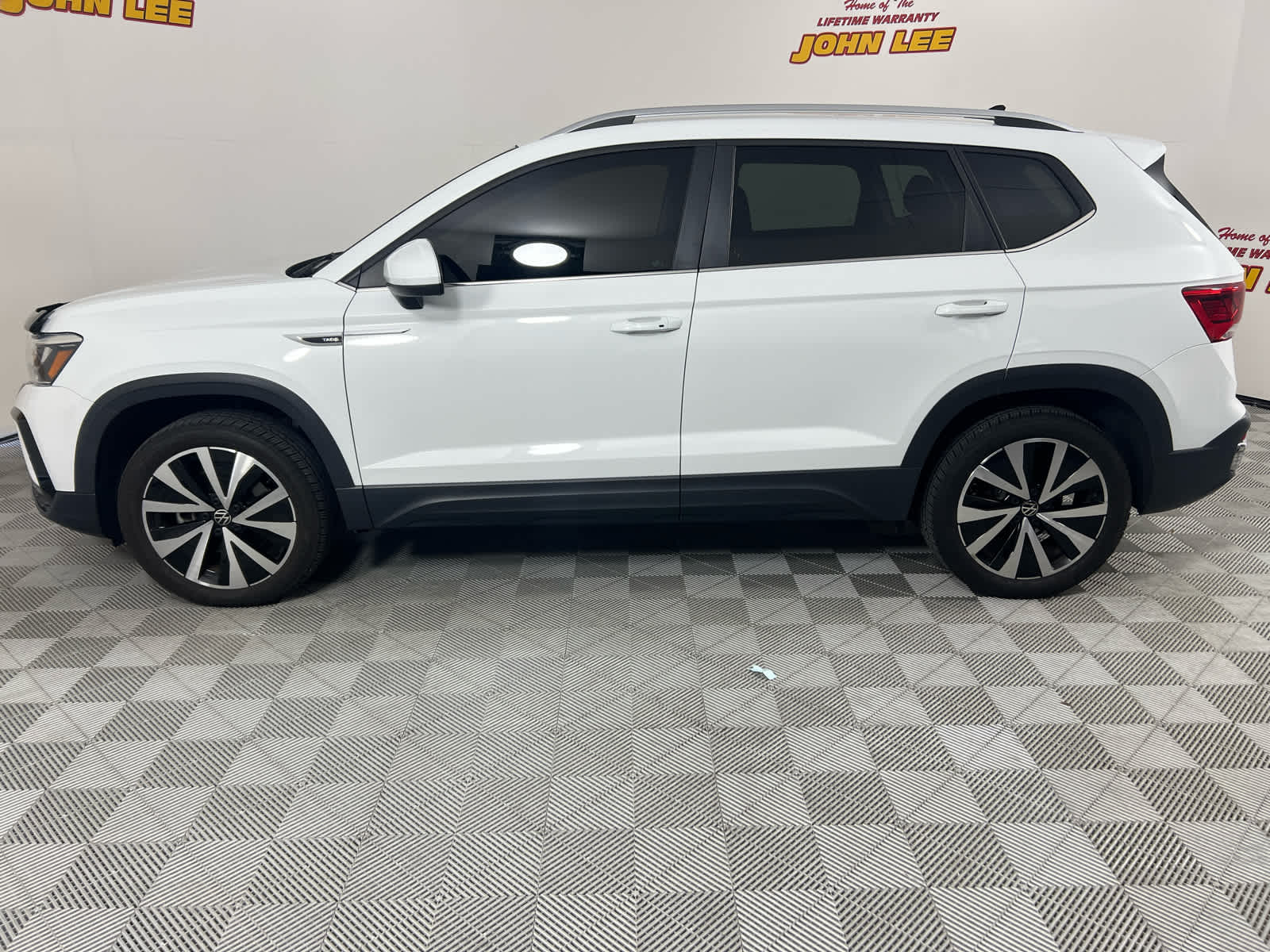 2022 Volkswagen Taos SE