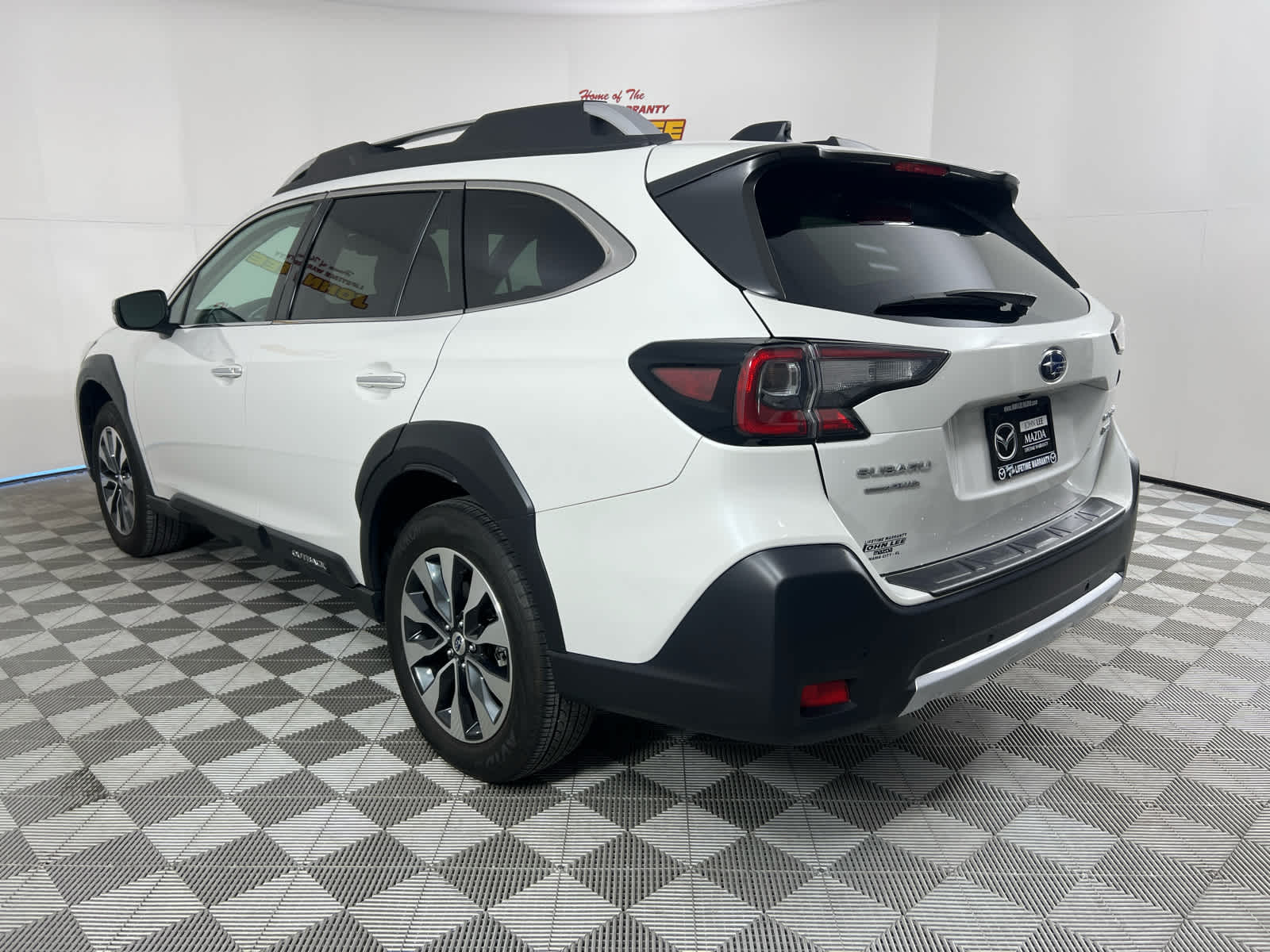 2024 Subaru Outback Touring