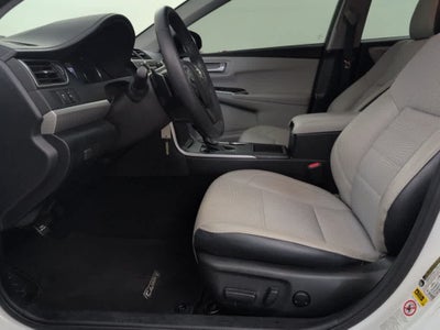 2017 Toyota Camry SE