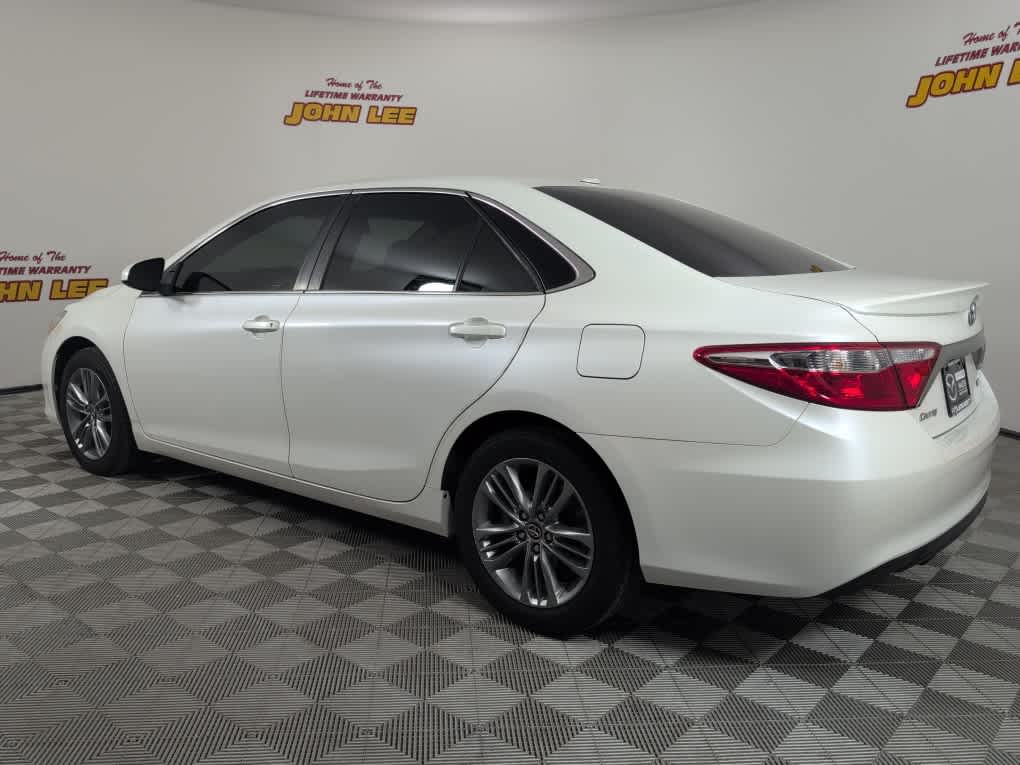 2017 Toyota Camry SE