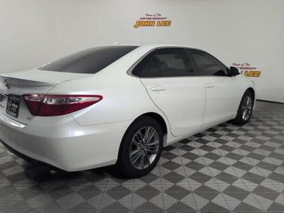 2017 Toyota Camry SE