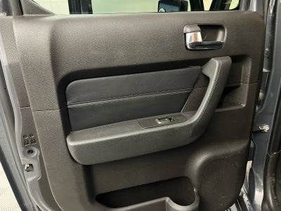 2009 HUMMER H3 H3T Alpha Leather
