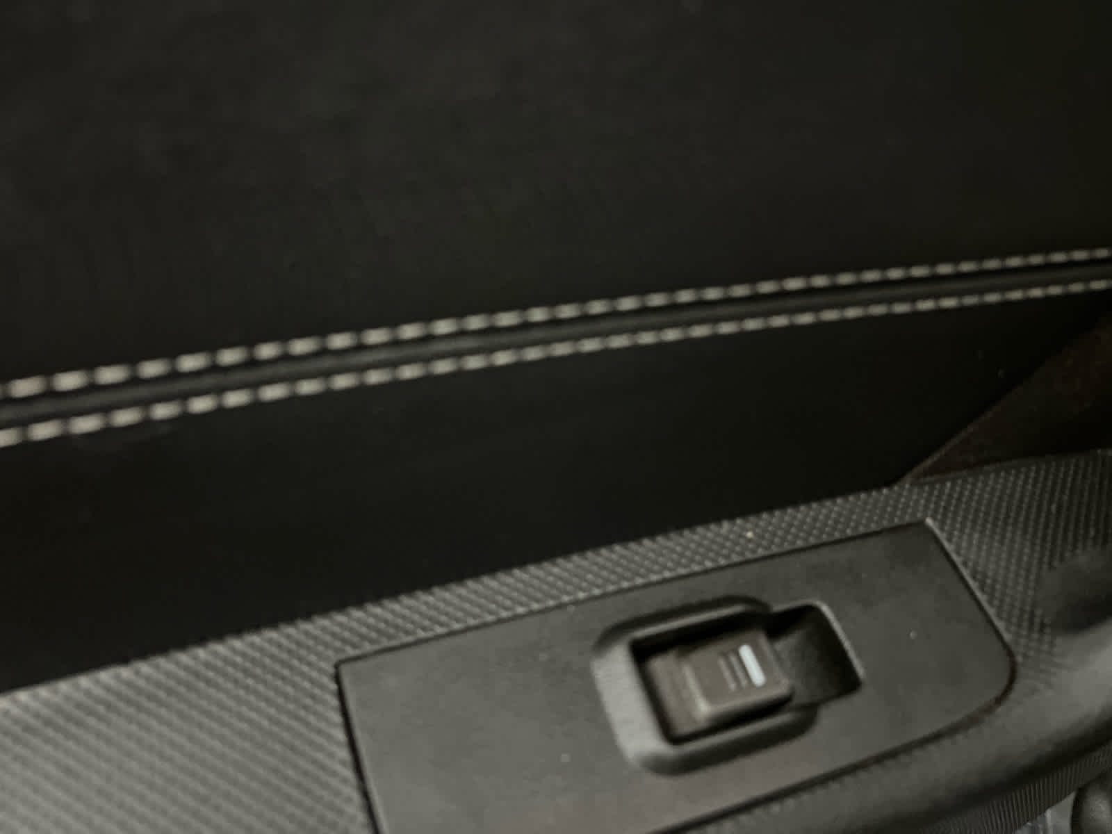 2009 HUMMER H3 H3T Alpha Leather