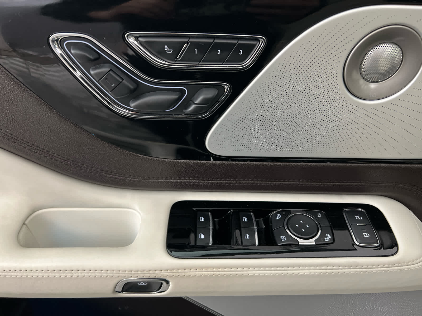 2023 Lincoln Aviator Black Label