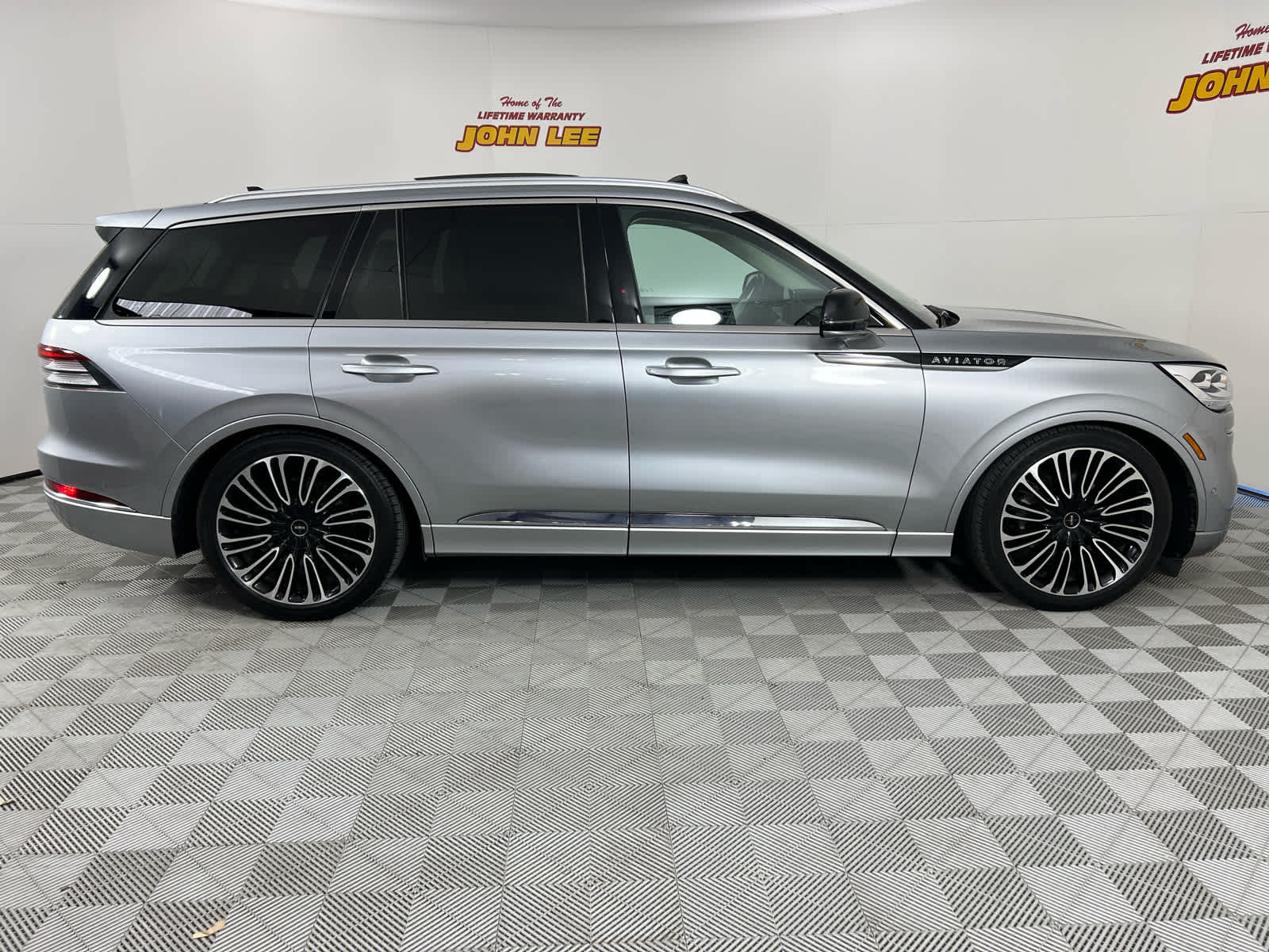 2023 Lincoln Aviator Black Label