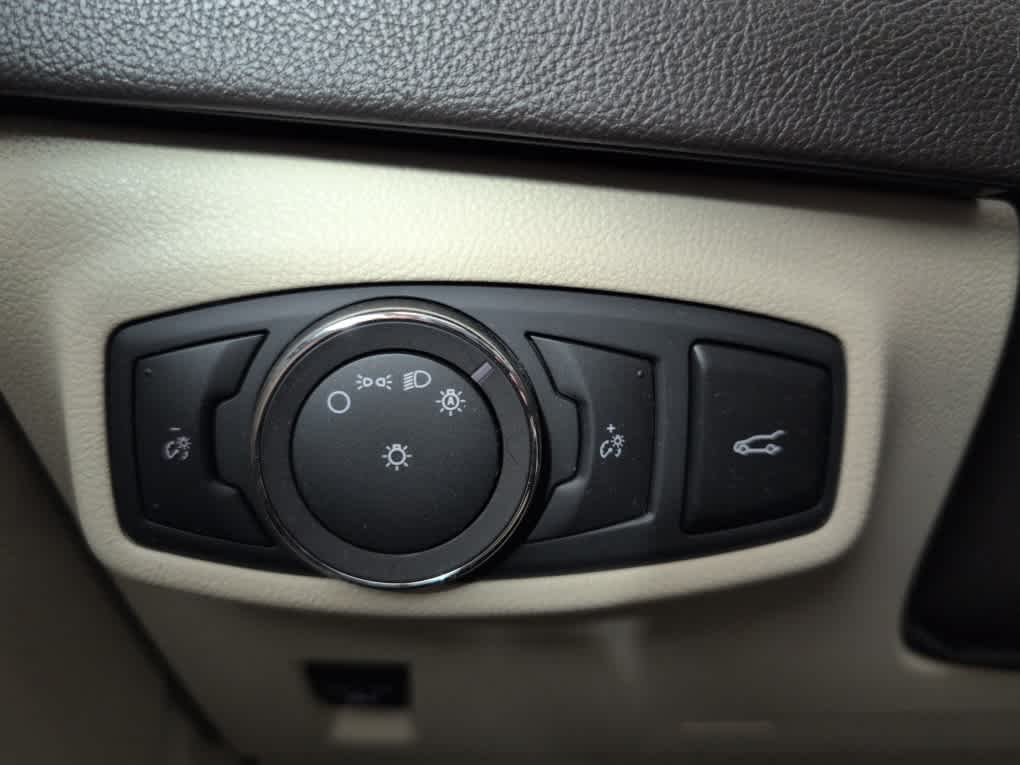 2019 Lincoln MKC Standard