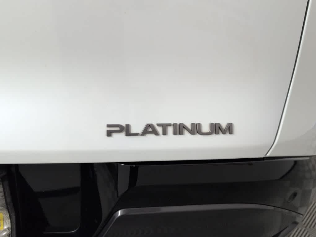2025 Nissan Murano Platinum