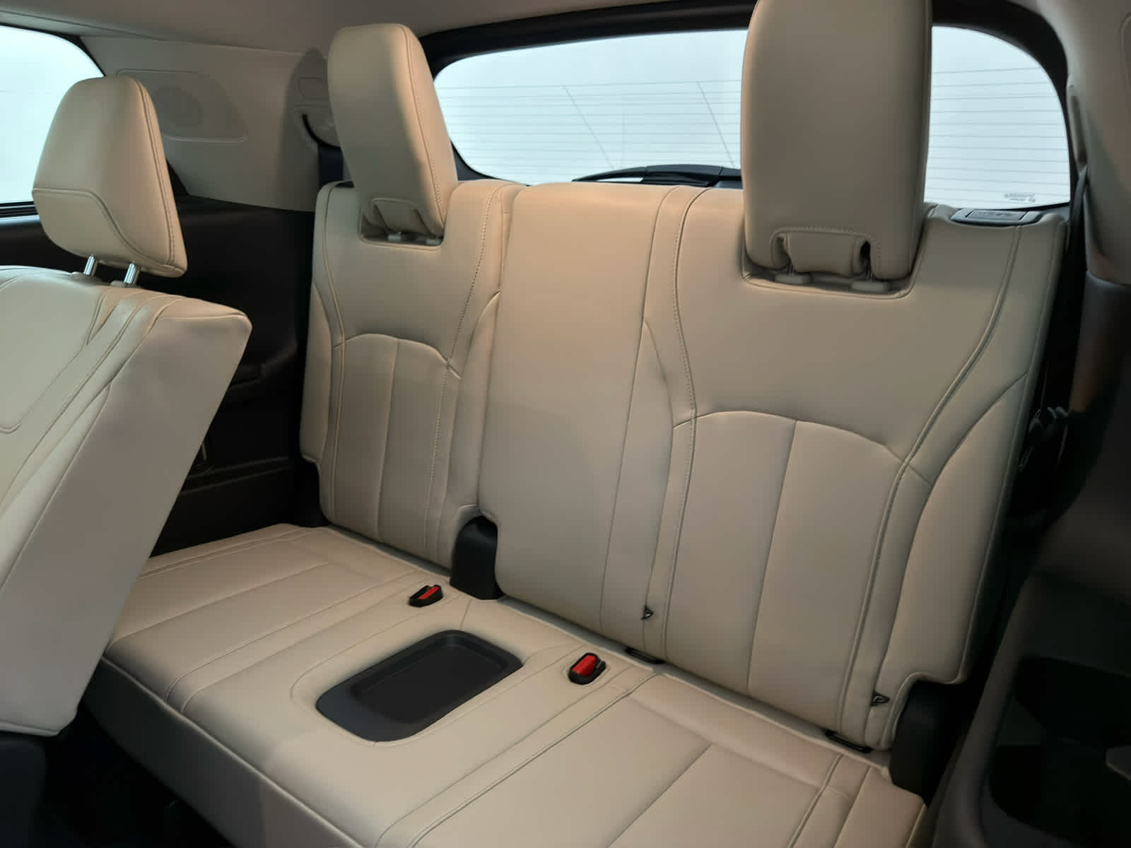 2023 INFINITI QX60 PURE