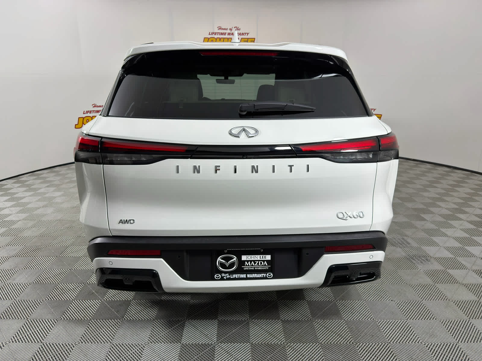 2023 INFINITI QX60 PURE