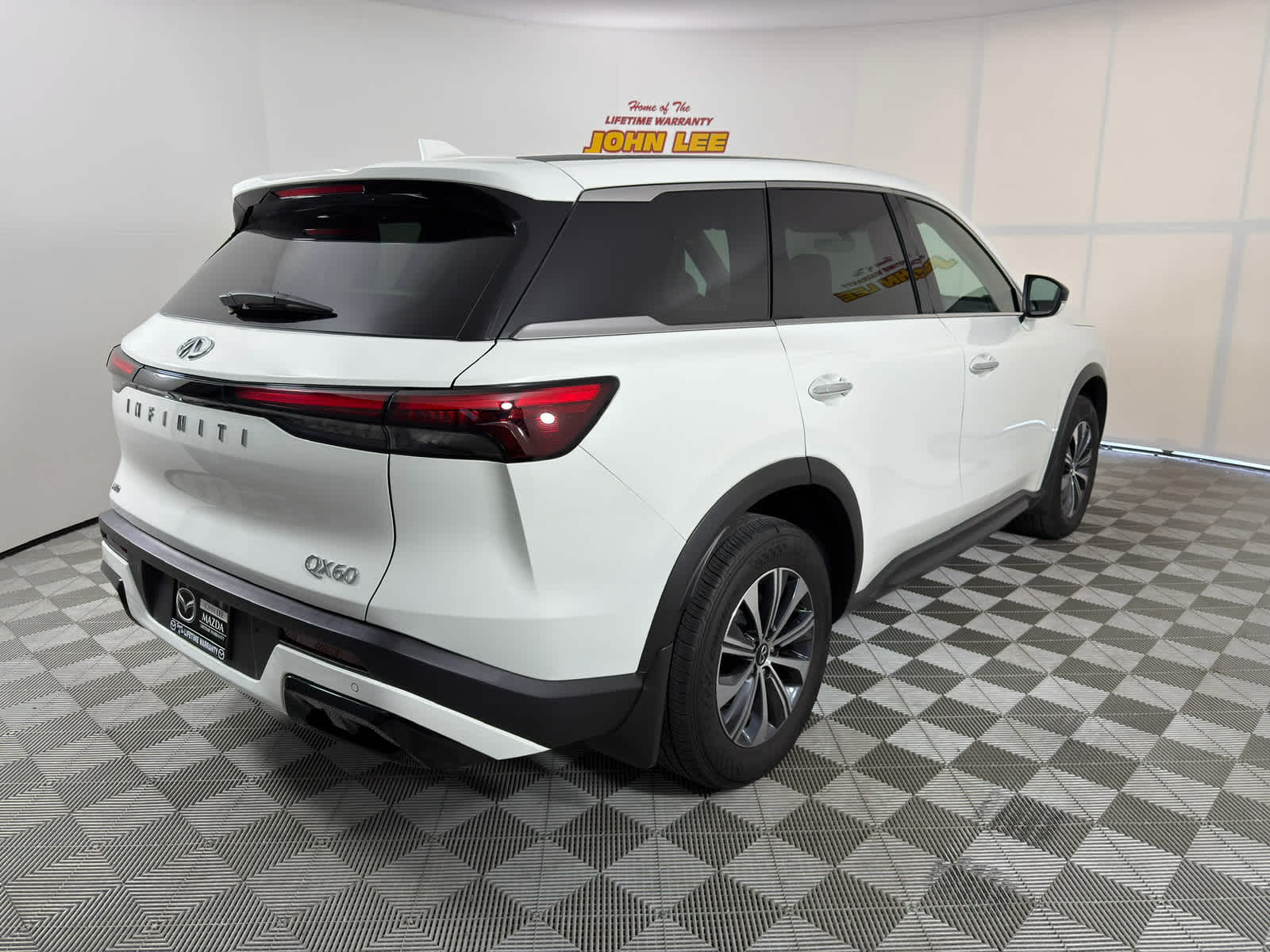 2023 INFINITI QX60 PURE