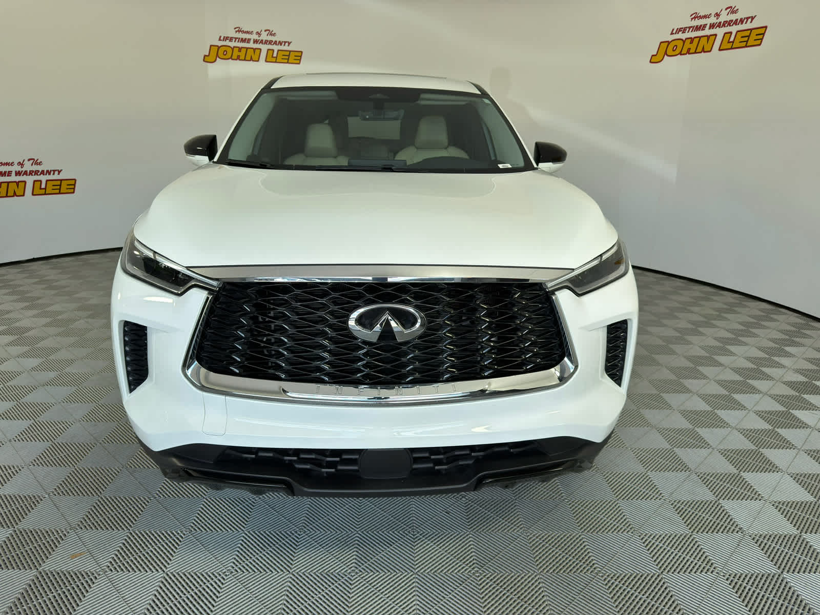 2023 INFINITI QX60 PURE