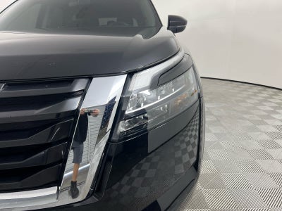 2023 Nissan Pathfinder SV