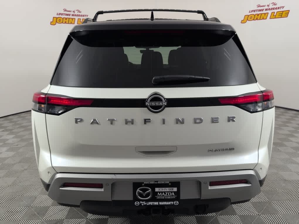 2023 Nissan Pathfinder Platinum