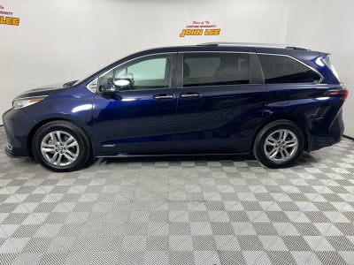 2021 Toyota Sienna Limited