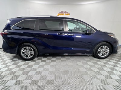 2021 Toyota Sienna Limited