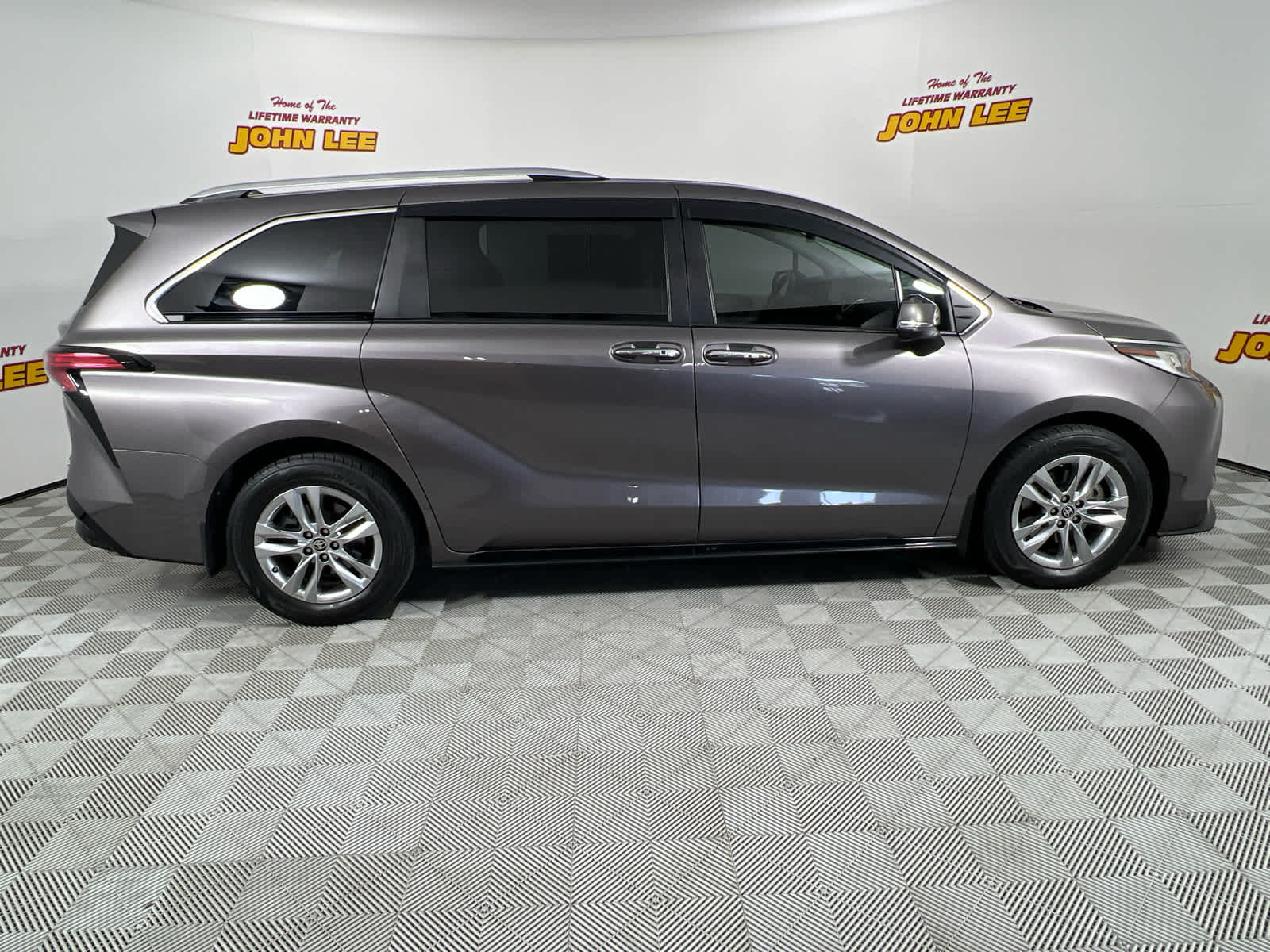 2022 Toyota Sienna Limited