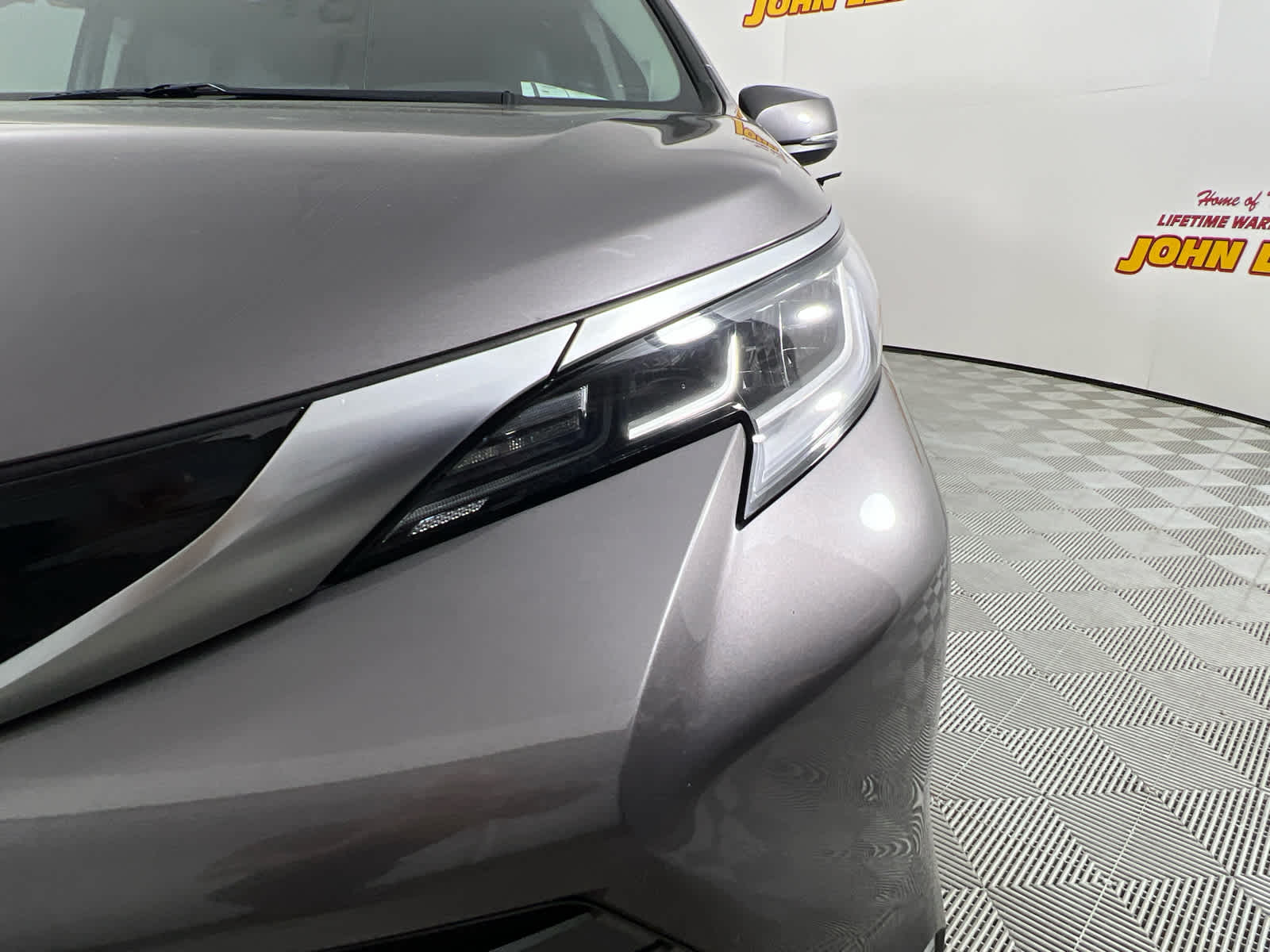 2022 Toyota Sienna Limited